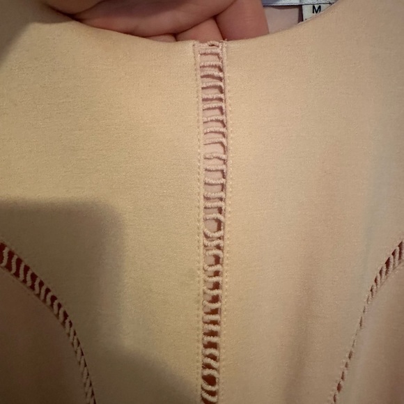 Elegant Pink Womens Dress Size Medium Keyhole Back Bell Hem Sleevless - Picture 5 of 6